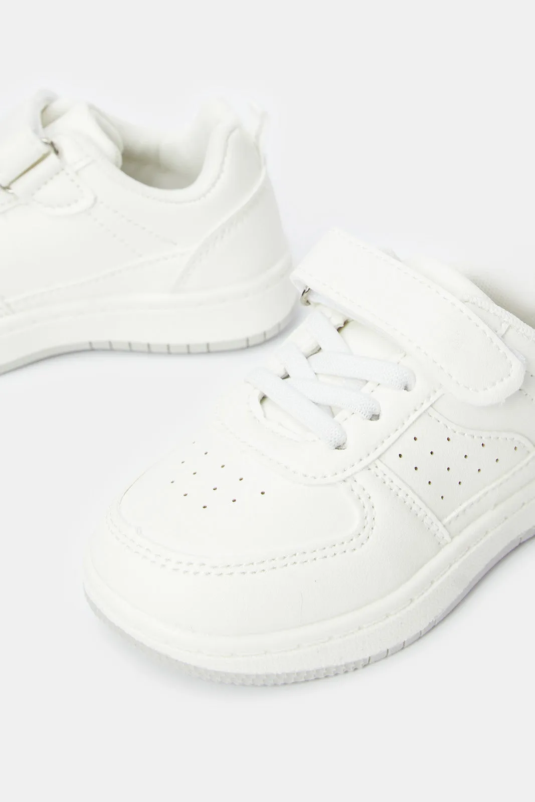 Boys White Material Block Skate Shoe