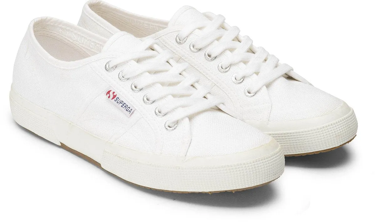 Classic White Cotu Sneaker