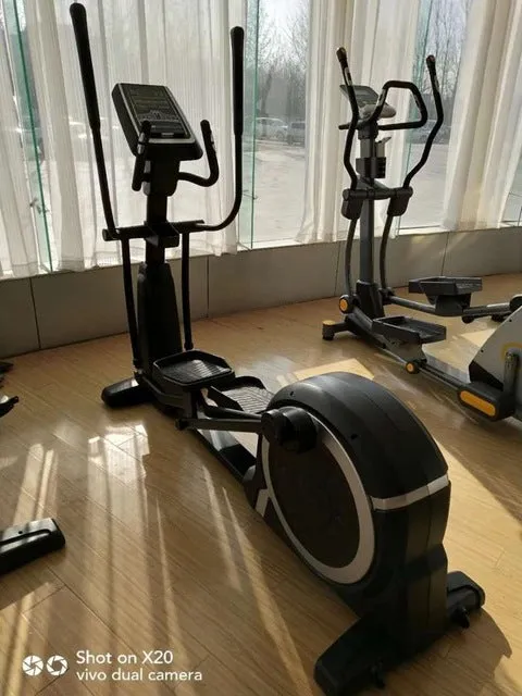 Heavy Duty Commercial Elliptical Cross Trainer