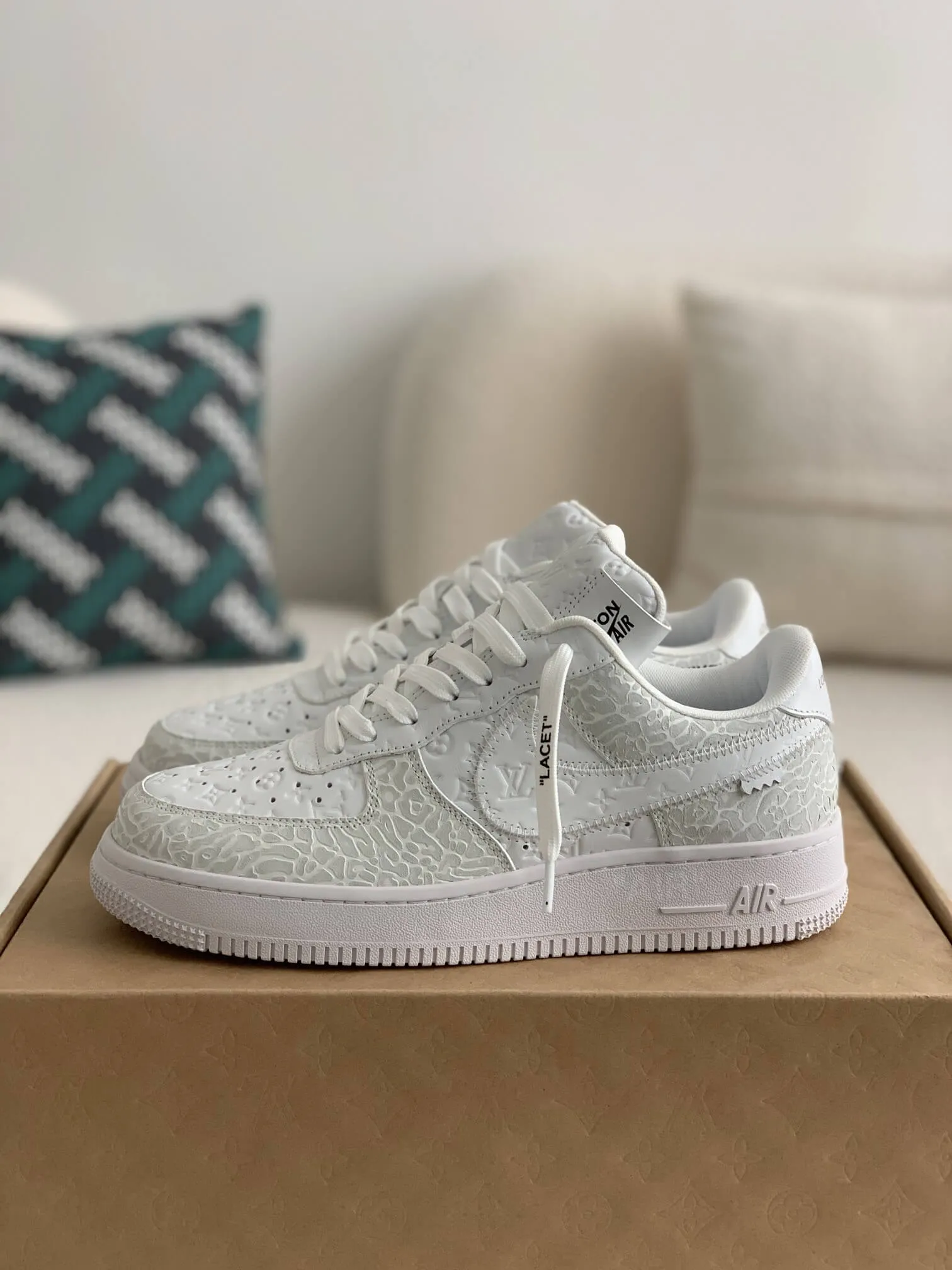 Nike x Louis Vuitton LV Air Force 1 All White Patterned Sneakers