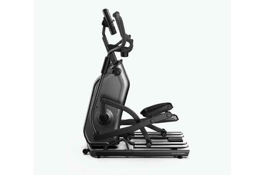 Schwinn 490 Elliptical